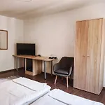 Guest house Sobri Halaszcsarda Es Panzio Baja